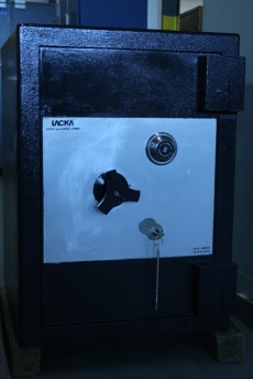 Used Lacka 2818 TL30 High Security Safe