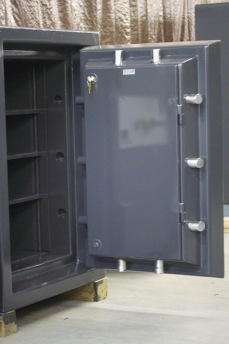 Used Lord TRTL30X6 90 Series High Security Safe