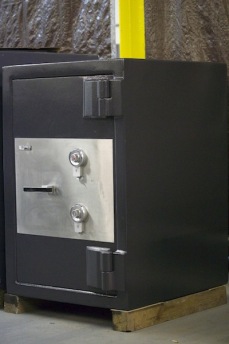 Used Lord TRTL30X6 90 Series High Security Safe