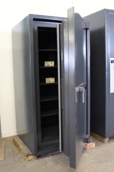 5520 Chubb 306 TRTL30X6 High Security Safe