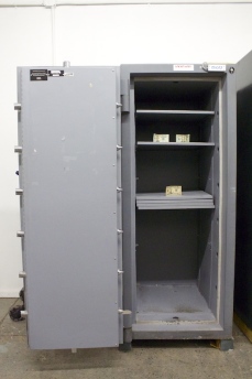 Used 6422 Original Platinum Vault TL30X6 High Security Safe