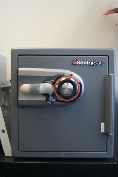 Used Sentry Safe OS3421