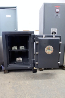 Pre Owned Chatwood Milner 2215 TRTL30X6 Equivalent High Security Safe