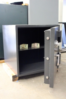 Used 2424 TL30 Equivalent High Security Steel Plate Safe