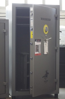 Gun Safes by Winchester Wide Body Gun Safe Ranger 45