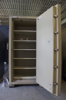 Used AmVault 6528 UL TL30 High Security Safe