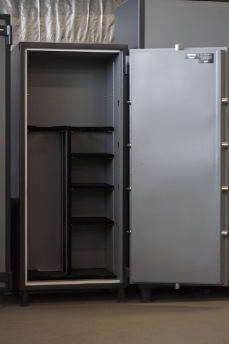 5924 Original Enforcer Gun Safe - New Showroom Model