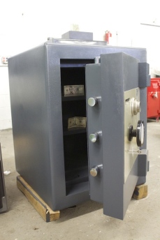 Used Original 2618 TRTL30X6 High Security Safe
