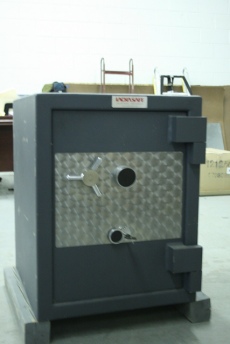 Used 2417 Quantum TL30 High Security Safe