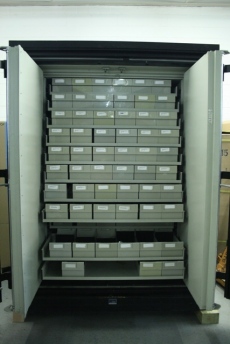 Used Schwab Databank Media Fire Safe