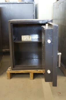 Used Mosler TL15 High Security Safe