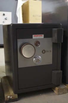 Used SLS Columbia 2316 TRTL30X6 High Security Safe