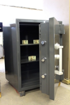 Used 3526 JewelersX6 TL30X6 High Security Safe