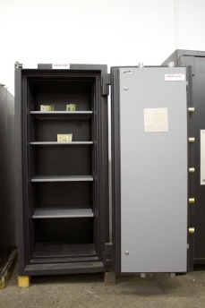 Used JewelersX6 5520 UL TL30X6 High Security Safe