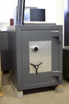 Used Amvault TL15 High Security Safe
