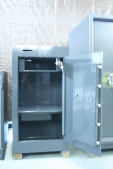 Used Corporate Safe 4123 Drop Safe