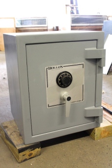 Used Hollon TL15 Safe Model PM-1814