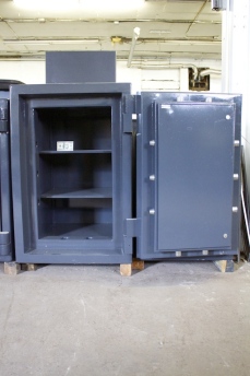 3722 ISM Treasury TRTL30X6 High Security Used Safe
