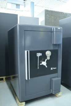 Pre Owned Tann Super Fortress 3420 TRTL30X6 Equivalent High Security Safe