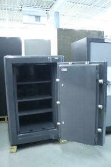 Pre Owned Tann Super Fortress 3420 TRTL30X6 Equivalent High Security Safe