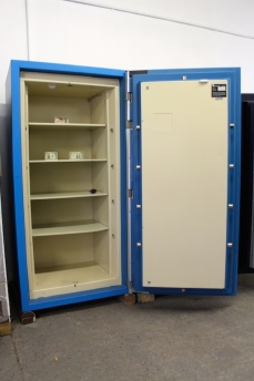 Used Kaso Gem TRTL30X6 Model 250 High Security Safe