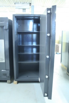 Used Quantum 6025 TL30X6 High Security Safe