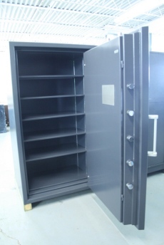 Pre Owned Jewelers 6333 TL30 High Security Safe
