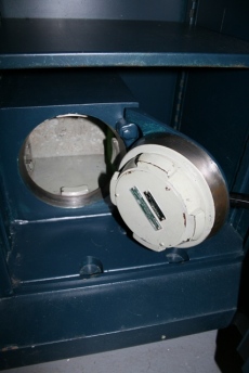 Used Tann 3420 Jewelers TRTL30X6 Equivalent Safe