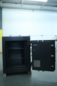 Pre Owned Securifort Treasury TRTL30X6 2618 Model High Security Safe