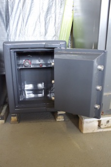 Used Steelage 1814 TL30 Equivalent High Security Safe