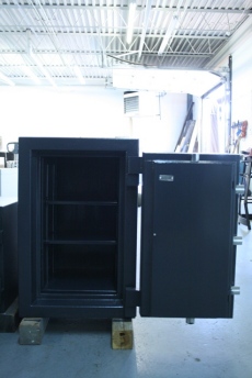 Used 2514 Infinity Gold Fortress UL TL30 High Security Safe