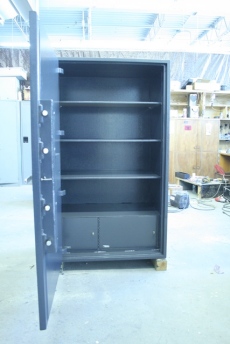 Used Major 6034 TL30 High Security Safe