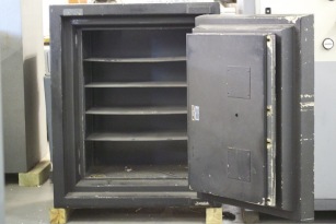 Used 3426 Chubb 306 TRTL30X6 High Security Safe